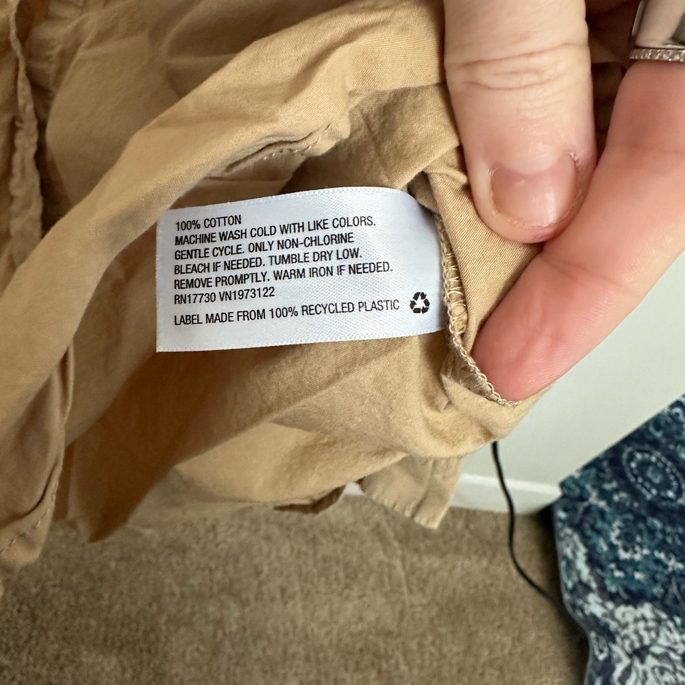 Universal Thread Beige Button-Down Shirt - Picture 4 of 4
